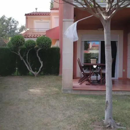 Familiar Con Jardin, Barbacoa Y Piscina En Zona Tranquila De Miami Playa - Es-9-162 Holiday home *