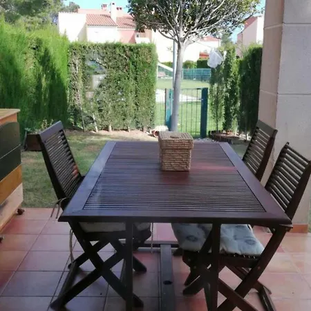 Familiar Con Jardin, Barbacoa Y Piscina En Zona Tranquila De Miami Playa - Es-9-162 * Les Planes del Rei