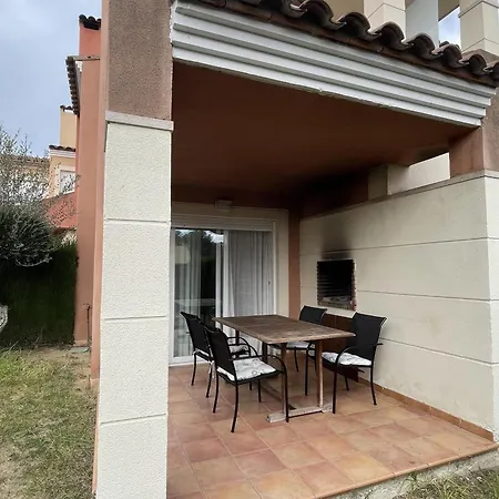 Familiar Con Jardin, Barbacoa Y Piscina En Zona Tranquila De Miami Playa - Es-9-162 * Les Planes del Rei